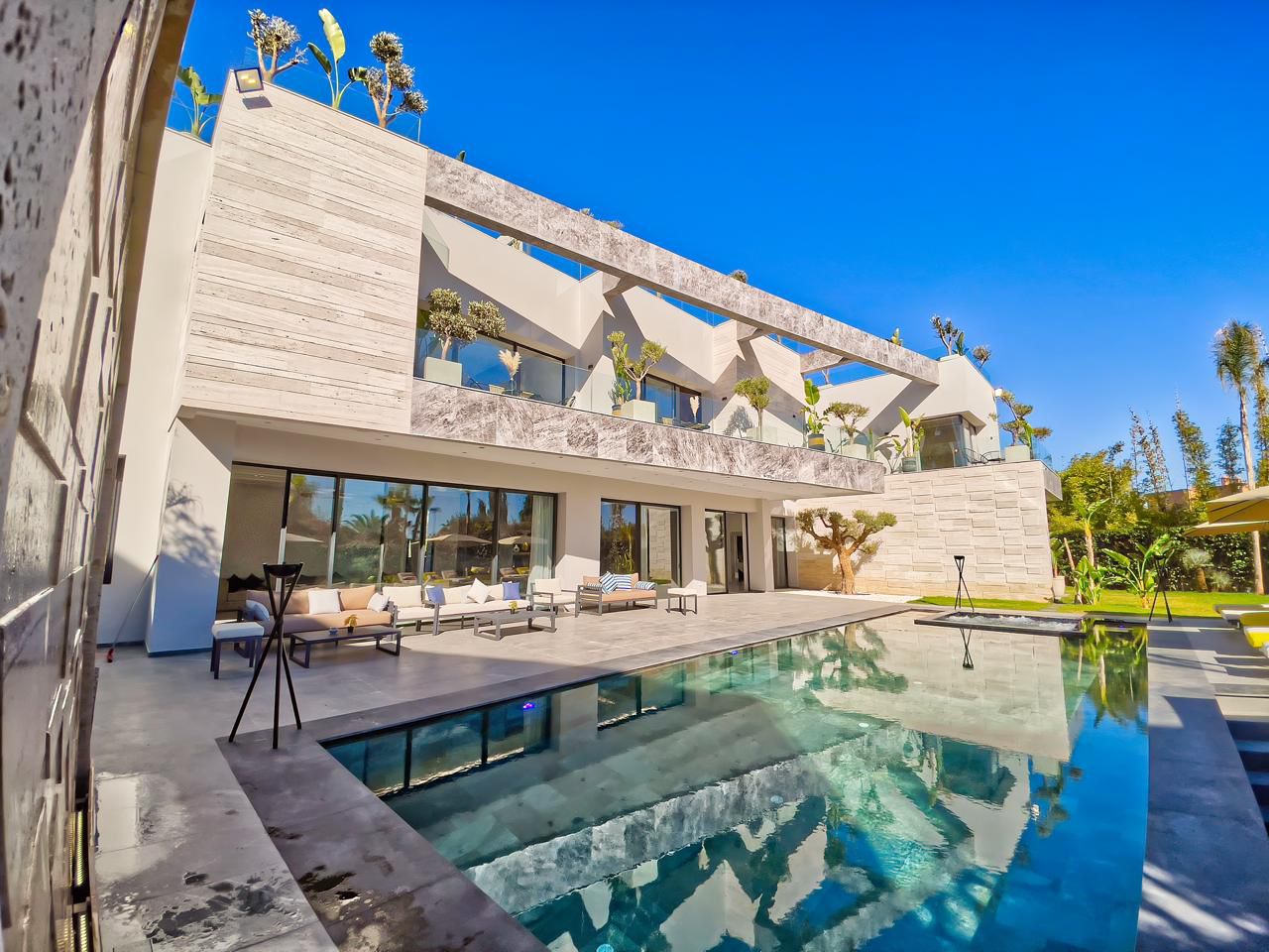 Villa Iris